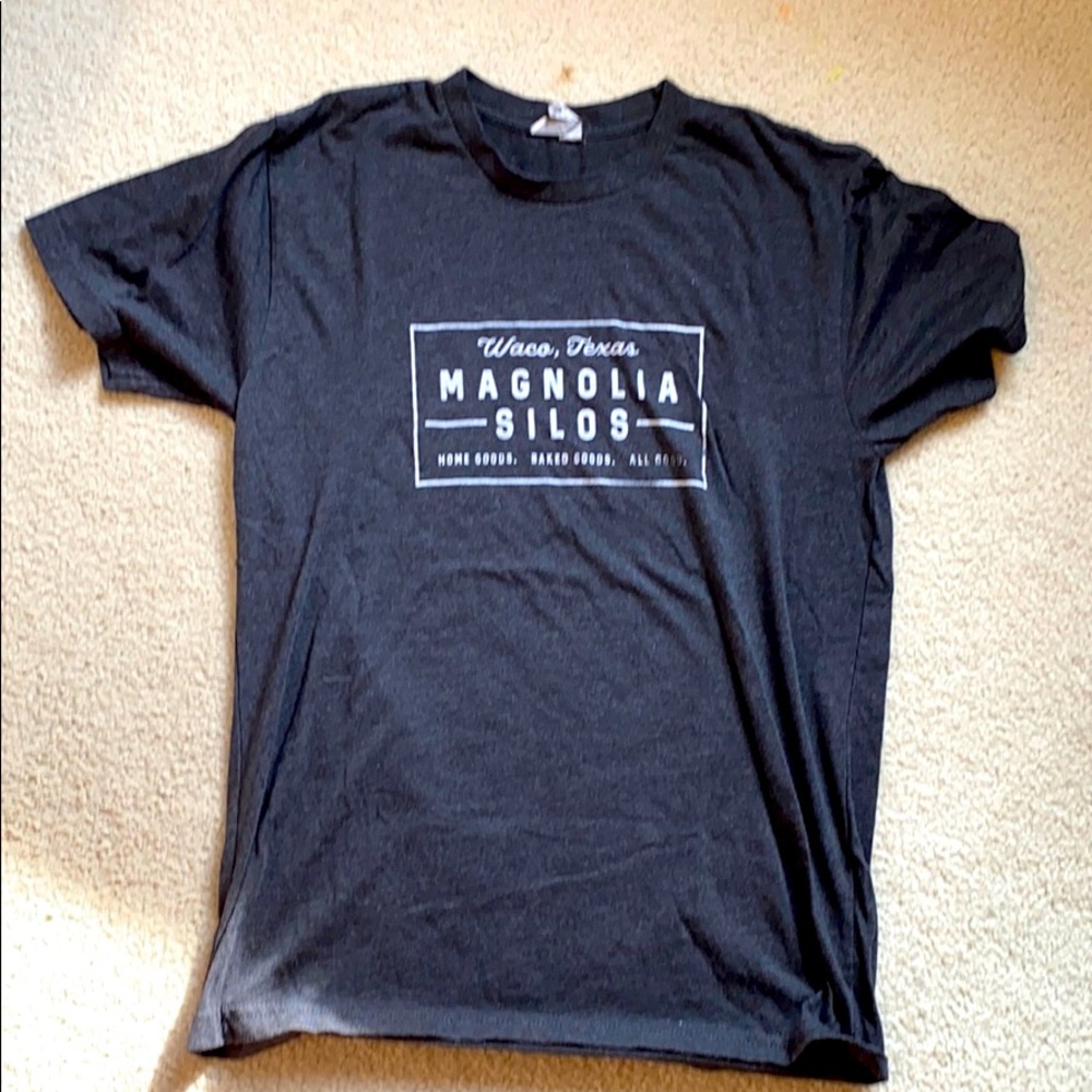 Magnolia T-Shirt